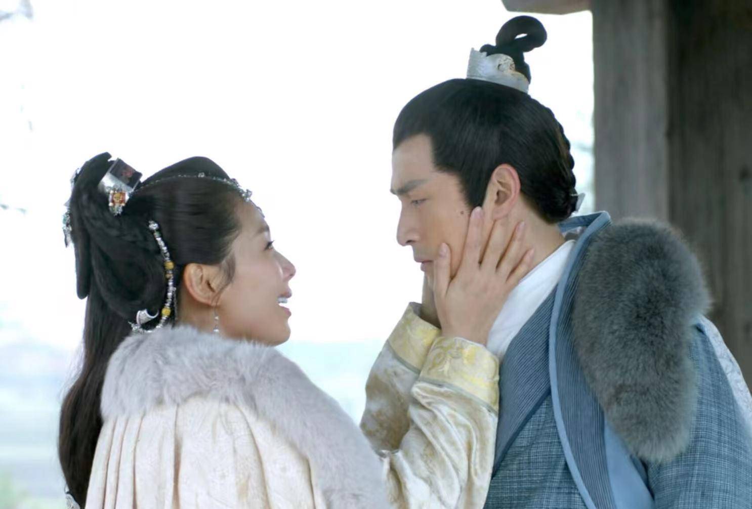 《琅琊榜》原著:"与林殊有婚约的"霓凰,她从未爱过林殊_聂铎_爱情