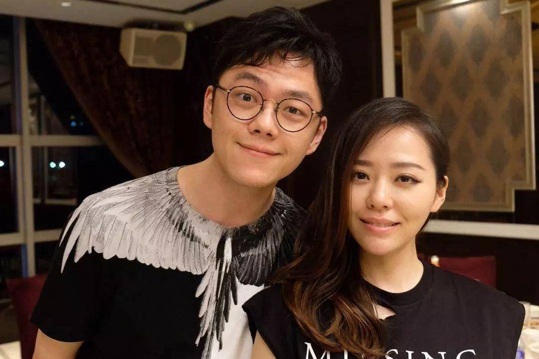 张靓颖:被前夫卷走6亿,卑微爱了15年,分手时才想起妈妈的话_母亲_时候