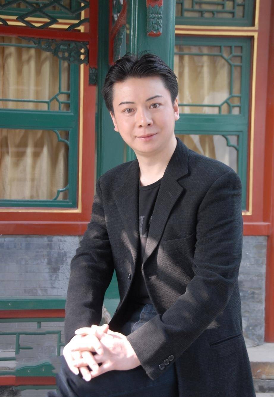 谭正岩,方旭更成了主要演员,并且这二位还成了国家一级演员.