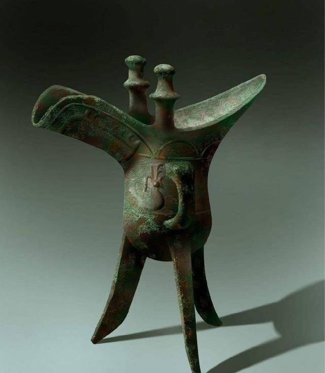 被影视剧骗了这么多年,河南出土精美文物,原来古代是这样喝酒的