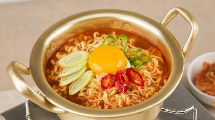 方便面是垃圾食品,吃了对健康不利?