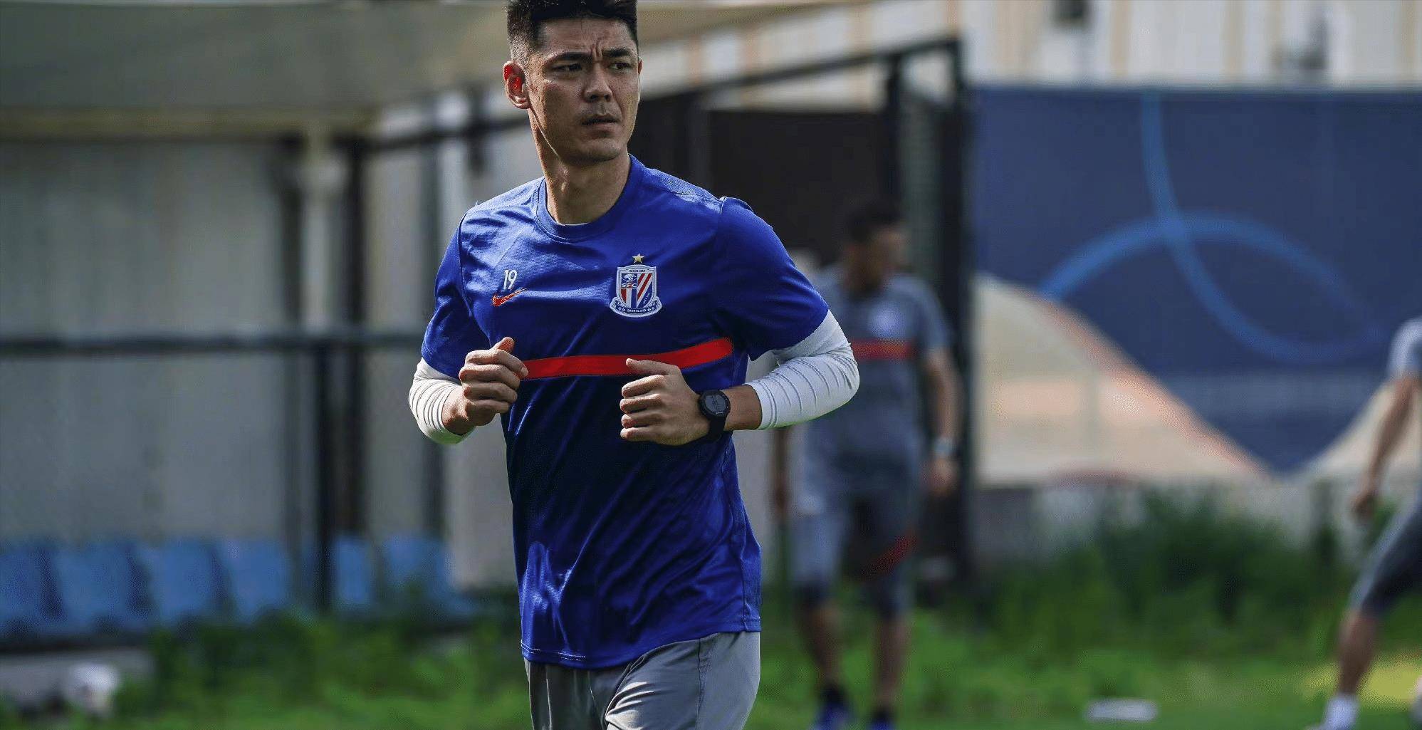 国门曾诚再就业!去山东临沂,中超布冯不缺下家