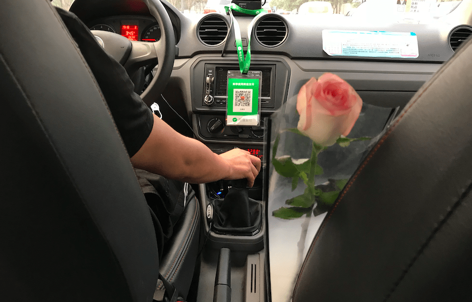 一招可根治出租车"小马达"计价器 | 聚访_上海_车聚君_车速