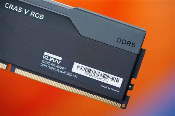 疾速7600MT/s！KELVV科赋CRAS V RGB DDR5内存图赏(图7)