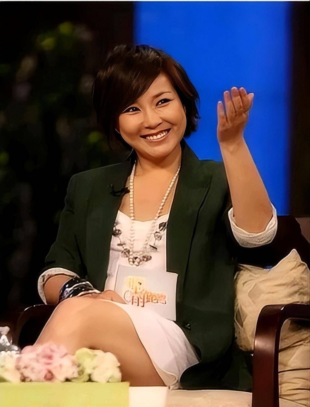 主持人李静:从央视裸辞,转身自己当老板,嫁给史可的前夫不后悔_生活