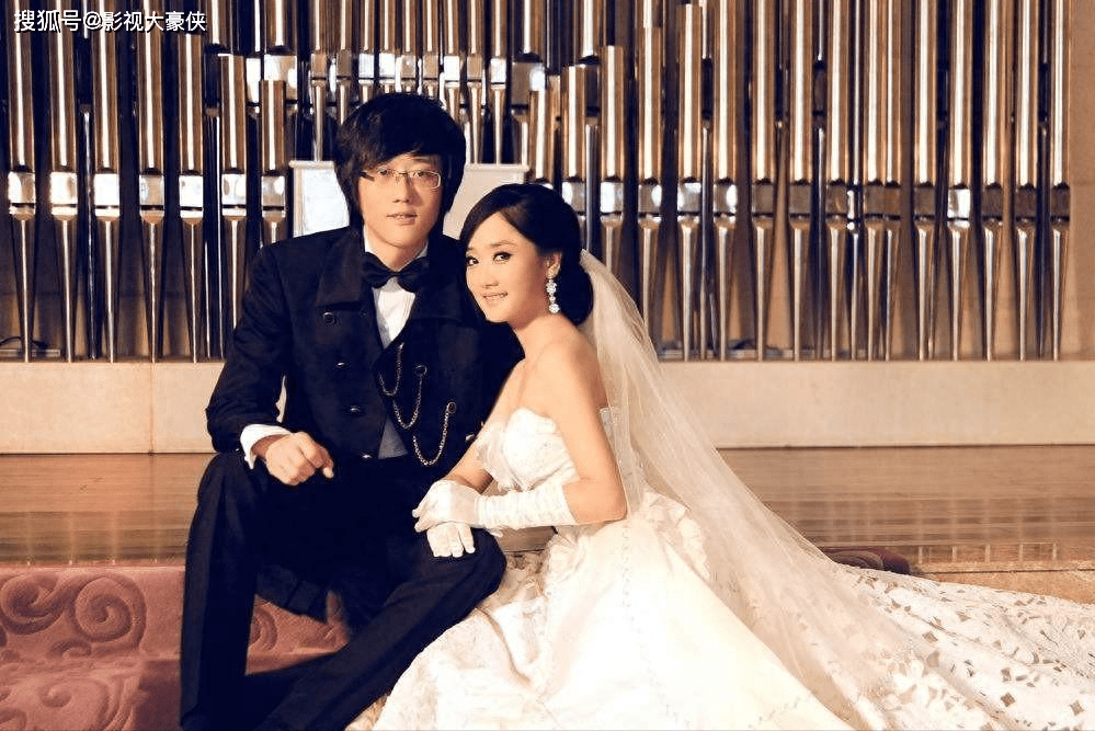 "凤凰传奇"五五分账25年,不是玲花傻,而是她太聪明_曾毅_组合_歌曲