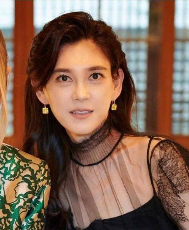 还记得三星小公主吗?谈起恋爱还挺甜?_李元珠_林世龄_李在镕