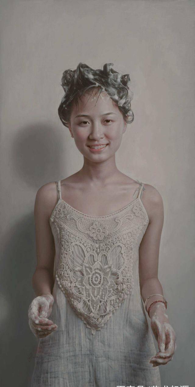 他画少女洗头,泡沫画的太真实,仿佛一触即破,网友:第二个冷军_蔡杰
