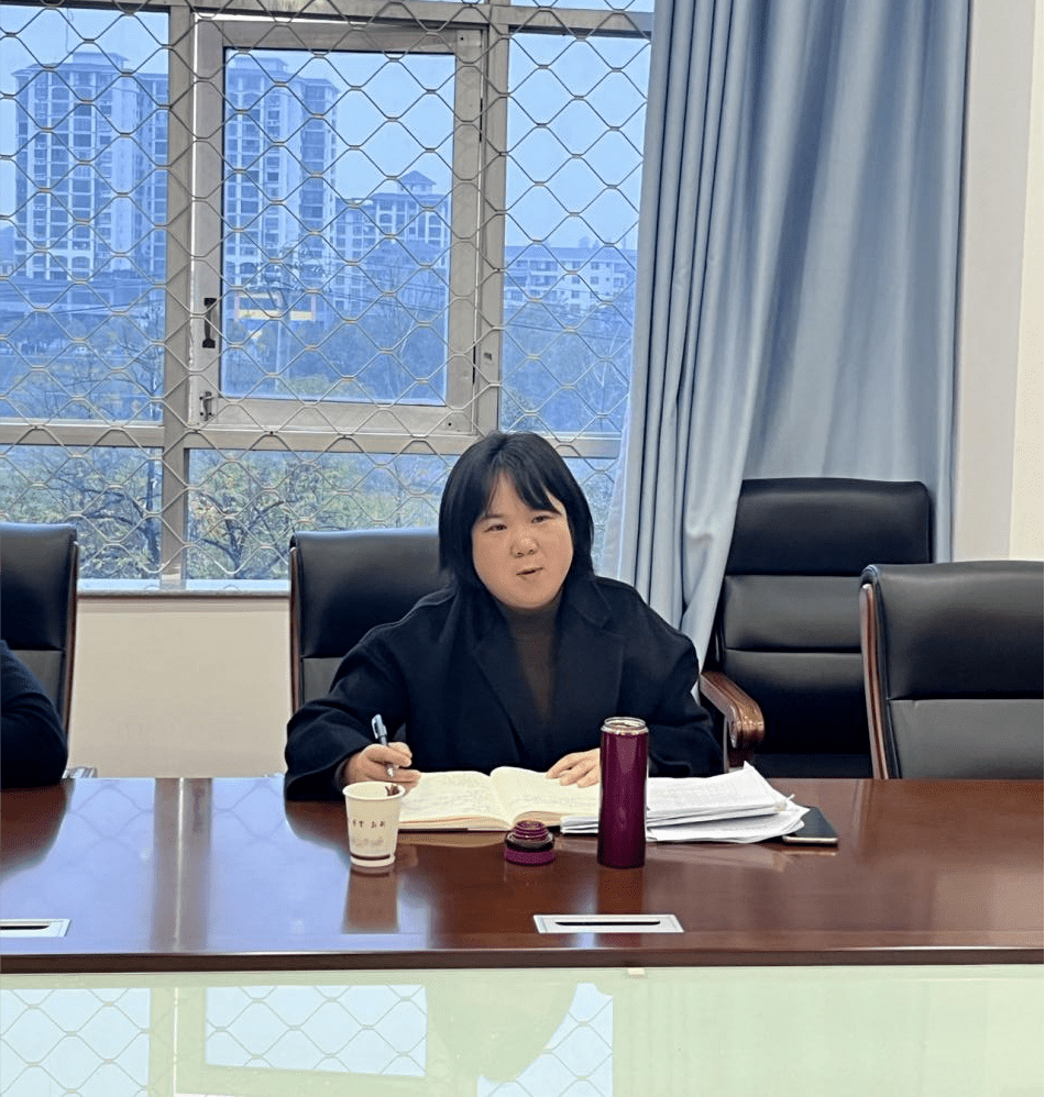 副县长向翼莅临麻阳苗族自治县第一中学调研指导工作_发展_县教育局