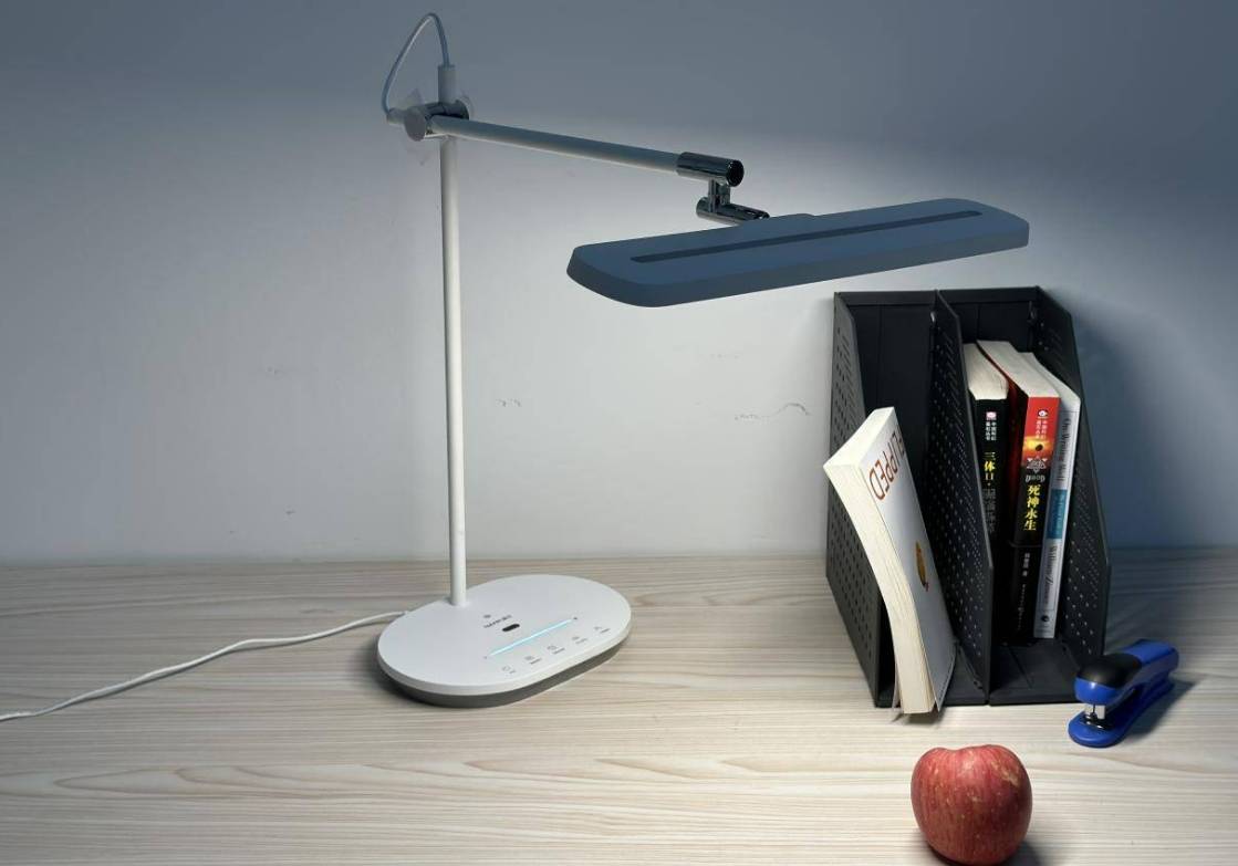 护眼台灯国aa是什么意思?国AA护眼台灯推荐