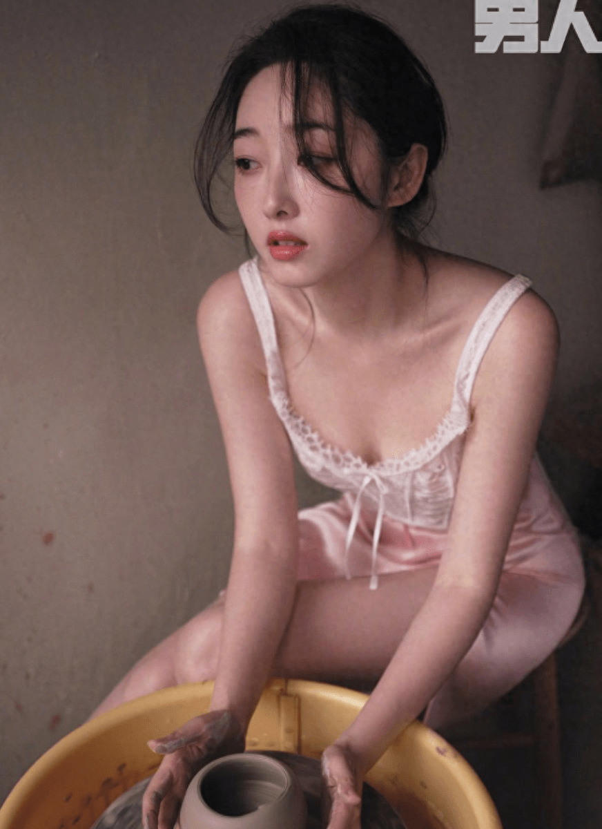 蒋梦婕清新与媚俗写真!