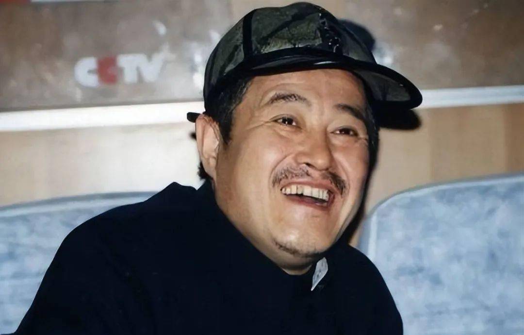 不过,赵本山似乎不愿意去医院检查.这可能与他的农民身份和年龄有关.