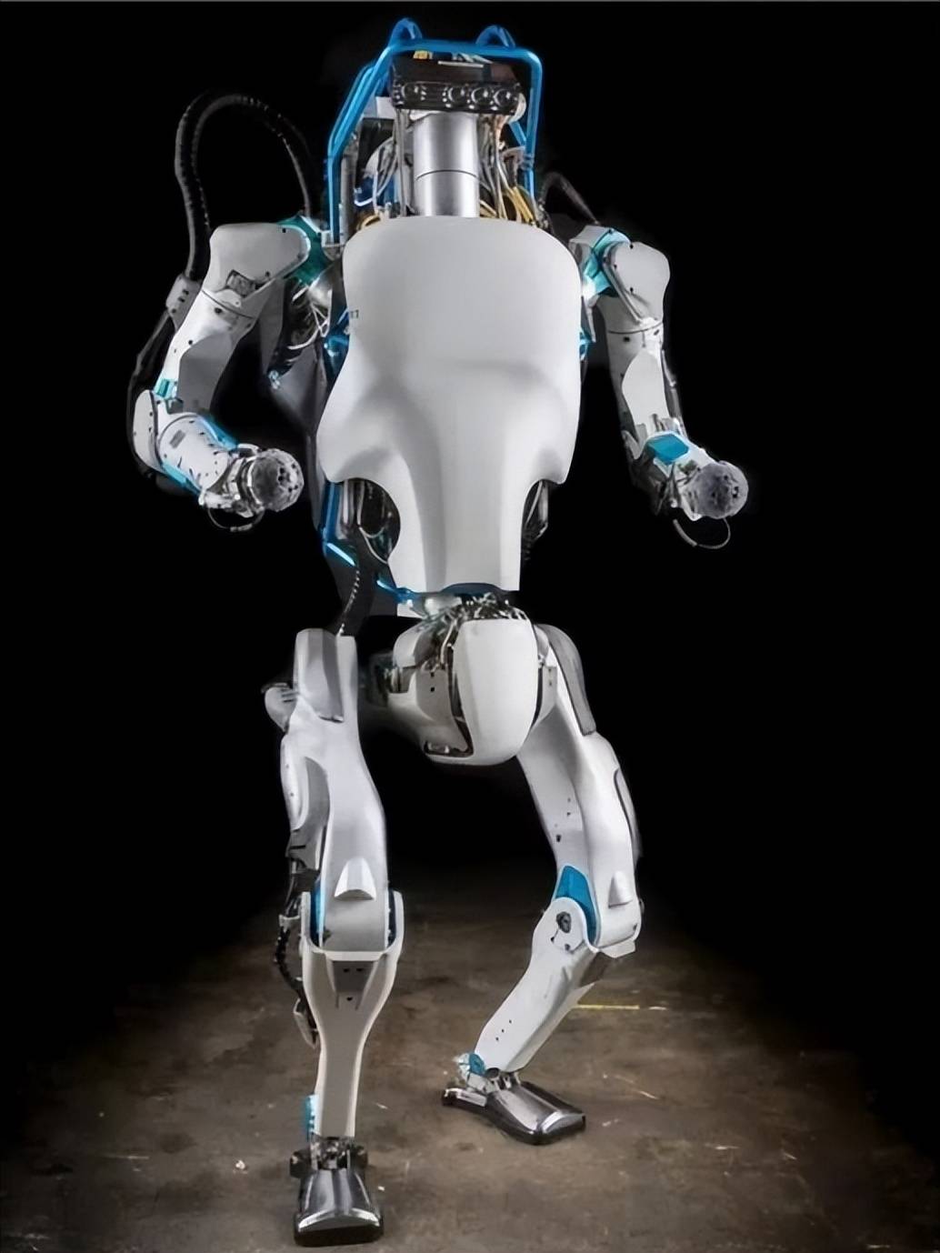 电池已在电动汽车,电动轻型车,电动工具,航空航天等领域得到广泛应用