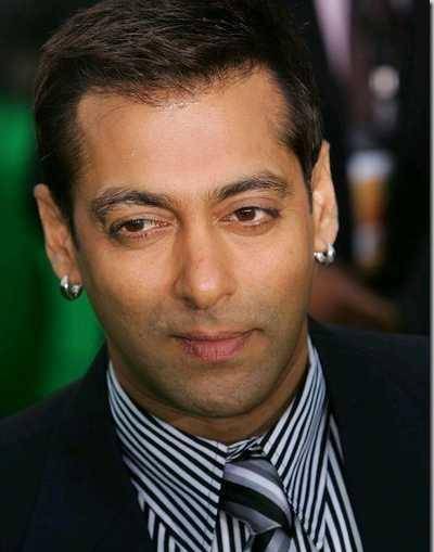 中国港台有四大天王,印度有"四大汗",印度人名字中的汗啥意思_阿米尔