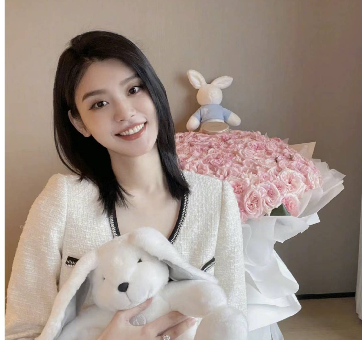 34岁的奚梦瑶,为什么能收获如此美好的婚姻?_何猷君_性格_感情