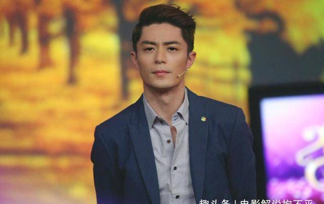 霍建华进军娱乐圈的时间非常早,19岁就开始以助理的身份在娱乐圈中