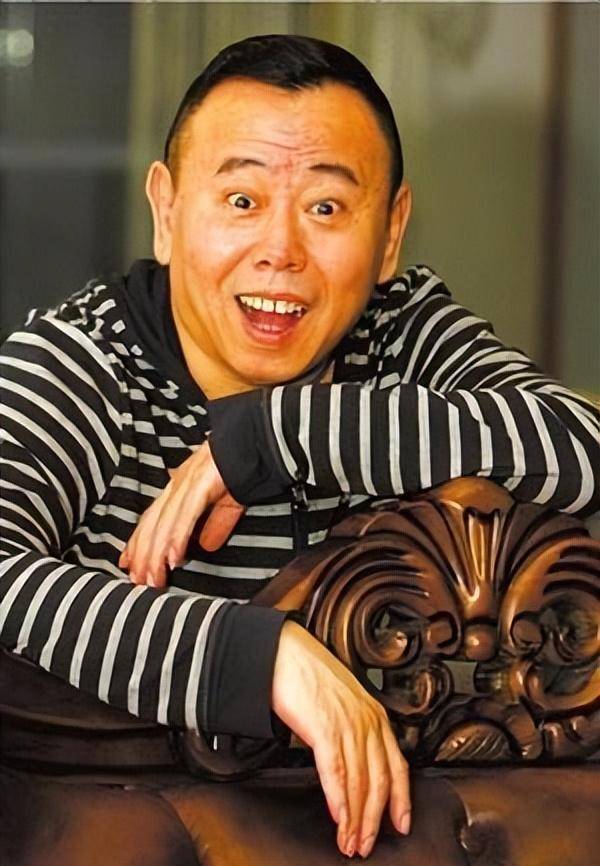 潘长江遭网友口诛笔伐,出面回应暴露军人气节_时候_杨云太_女儿