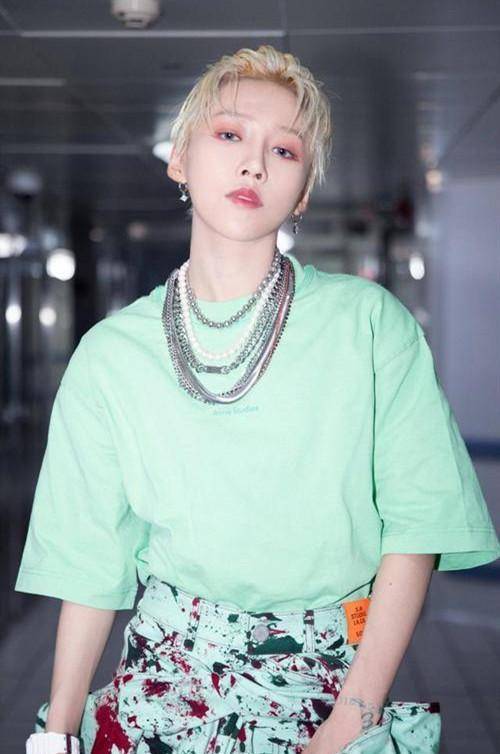 刘雨馨_中性_风格