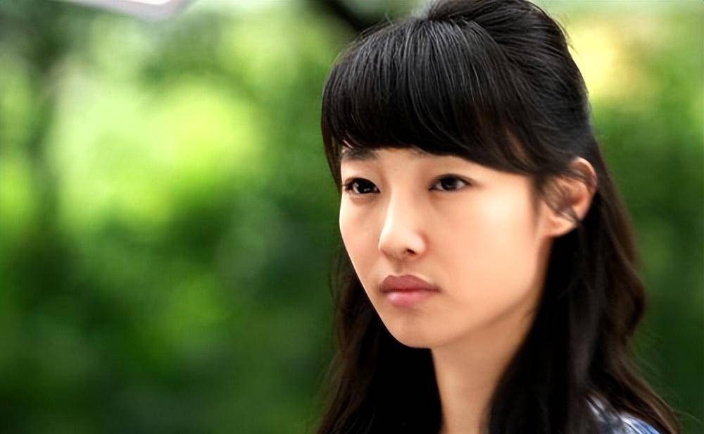 白百何:刚出道就结婚,绯闻影响大,不被打倒,再度复出光彩照人_陈羽凡