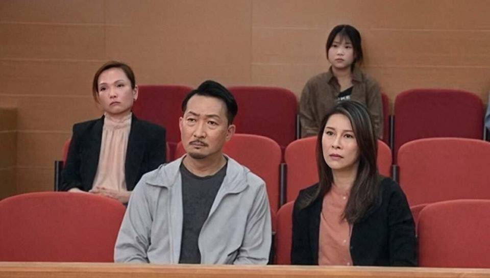 演员黎淑贤烧炭自杀,前一晚还分享在豪宅内炭火烧烤的动态_李淑贤_赖