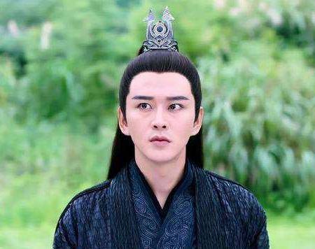 中配角扭曲的爱,一个让人瑟瑟发抖,一个让人心疼_乌童_昊辰_玲珑