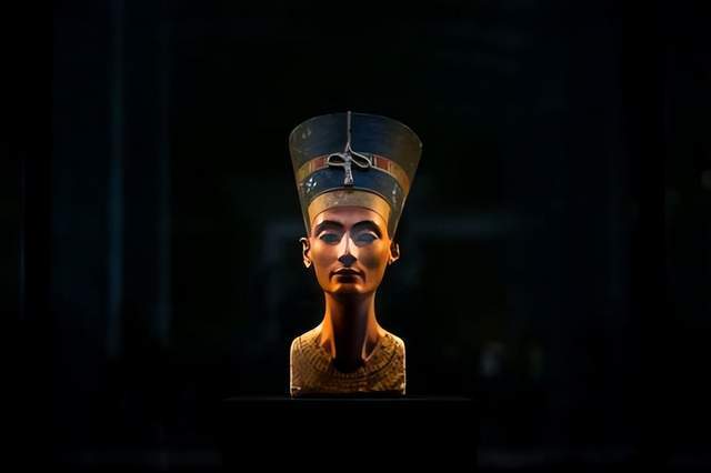 考古学家在图坦王墓穴周围发掘出新的文物宝库_瓦斯_卡拉_国王