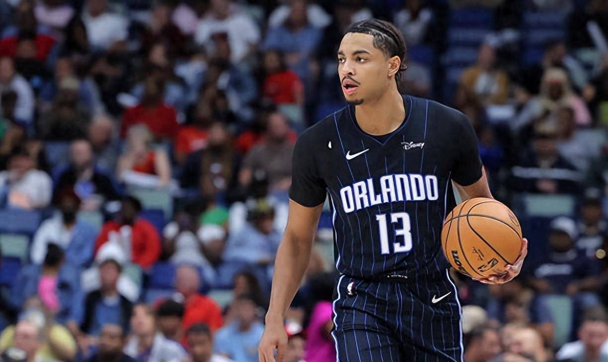 然而赛季开始后,霍华德的表现却让人震惊.