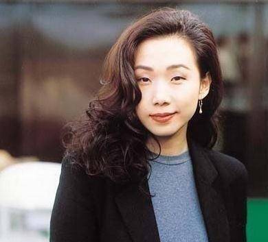 小三上位,分手谈小11岁的恋爱,54岁林忆莲仍孤身一人_李宗盛_婚姻