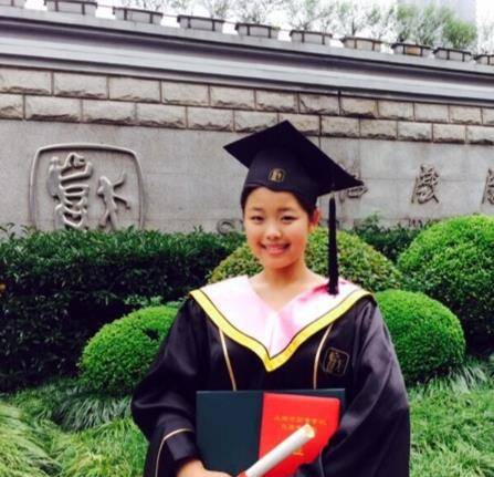 童星王莎莎走到今天,都是娃娃脸害的?_小贝_武林外传_张嘎