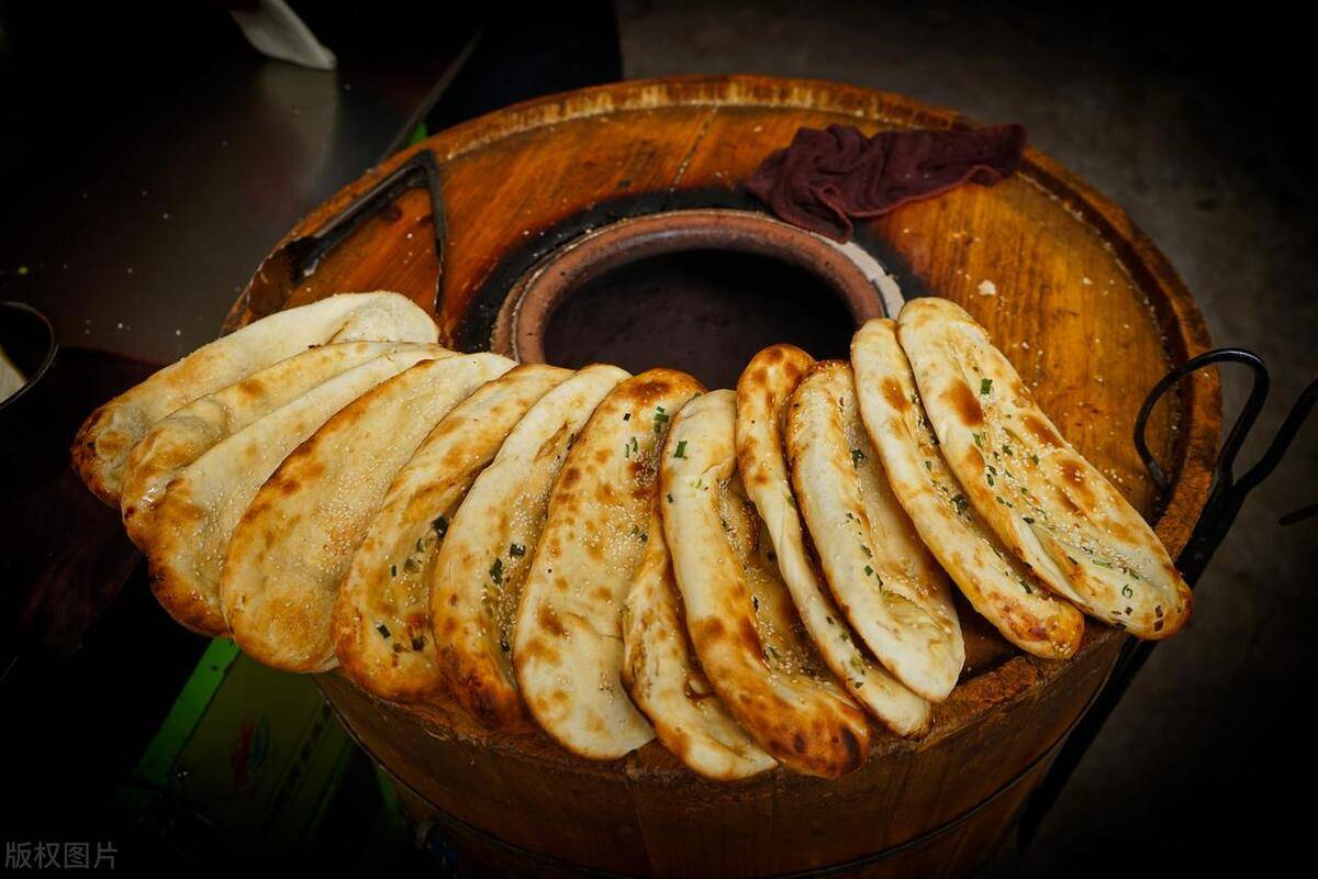 掌握这些技巧,轻松制作出美味锅盔_口感_面团_烤制