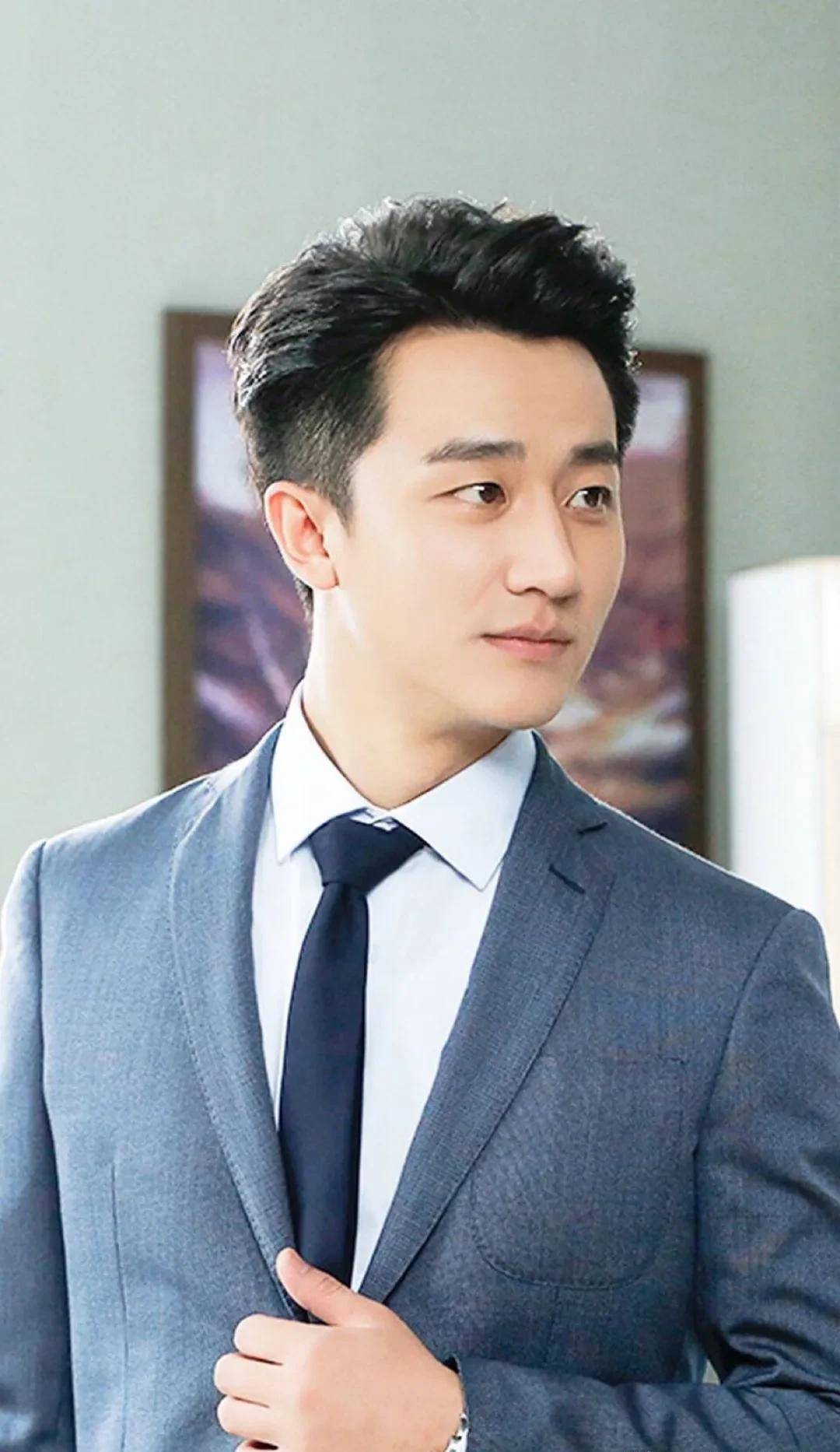 盘点85年出生的15位男演员,陈赫陈伟霆黄轩杜江李荣浩上榜_流量_实力