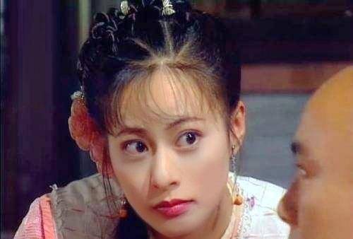 大美人李婷宜已当妈,儿子5岁帅气可爱,母子合影太养眼_角色_眼睛_经典