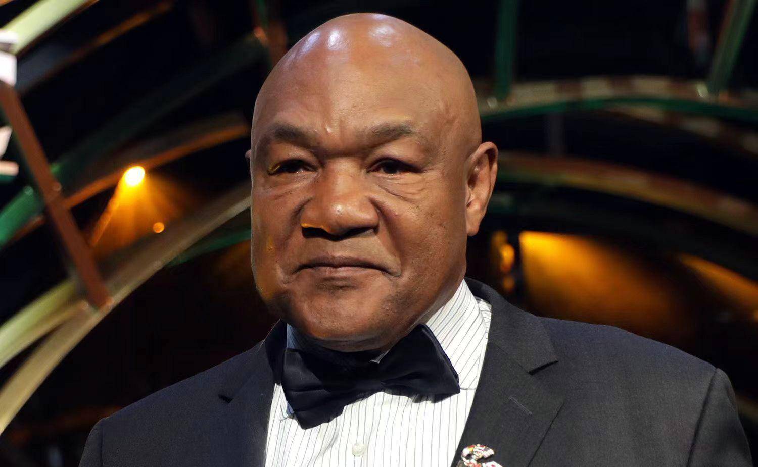 福尔曼评出10大最佳重量级拳手:泰森第8,富里,维尔德未上榜_穆罕默德