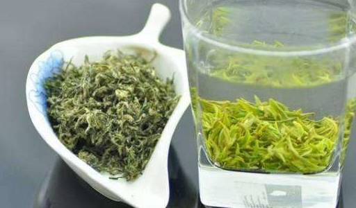 茶友最喜欢喝的8种茶,喝过5种以上才是真“茶友”!你喝过几种?(图5) 茶友最喜欢喝的8种茶,喝过5种以上才是真“茶友”!你喝过几种?(图5)