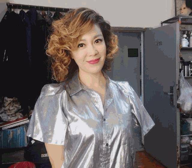 李文静_新闻_语言