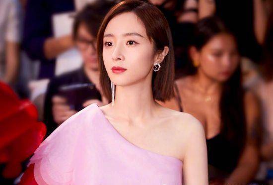 胡冰卿《暗恋橘生淮南》来袭,本以为胡一天够帅,看到男二号追定_时候