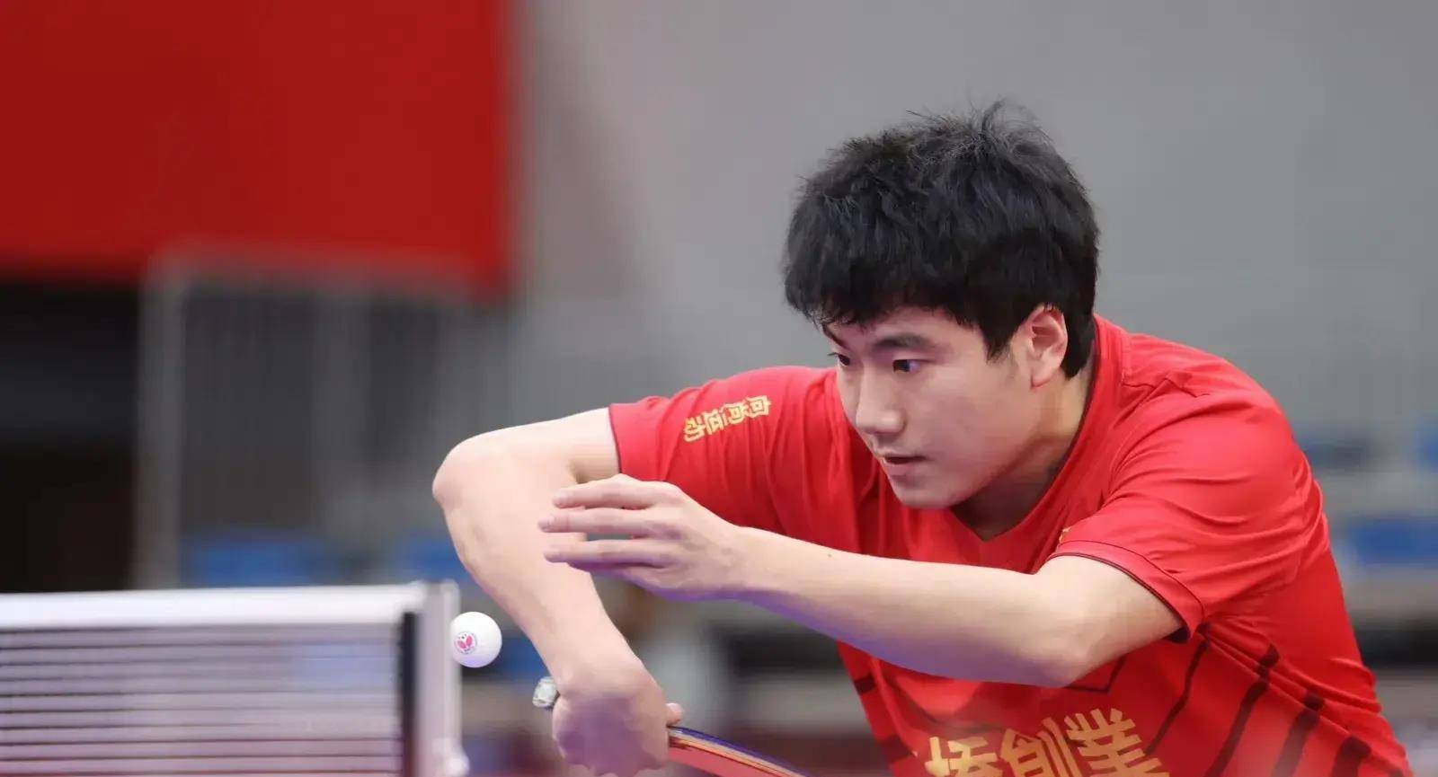 男子总决赛:林高远遇最强队友,国乒三大劲敌齐聚下半区_樊振东_首轮