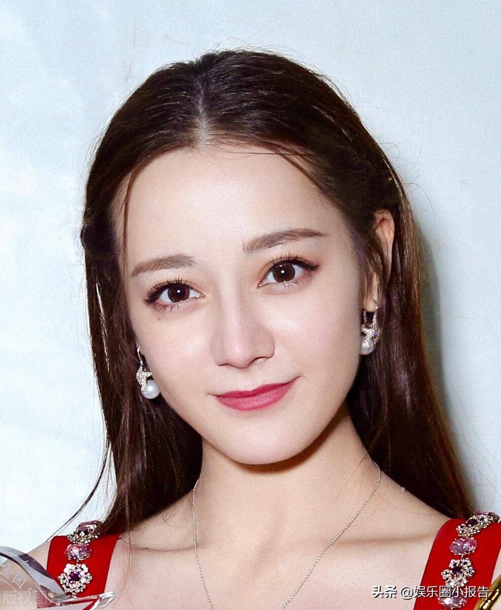 杨幂与嘉行解约,恢复自由身,未来要稳固自己娱乐圈一姐的段位_传媒