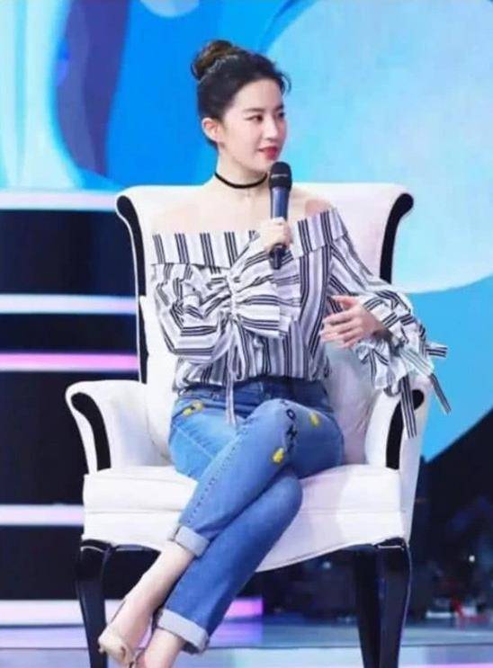 刘亦菲的"仙女坐"彻底火了!