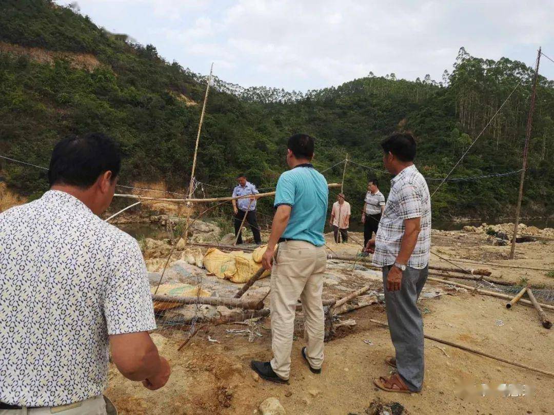 因污染水源惠来一处养鸭场被拆除