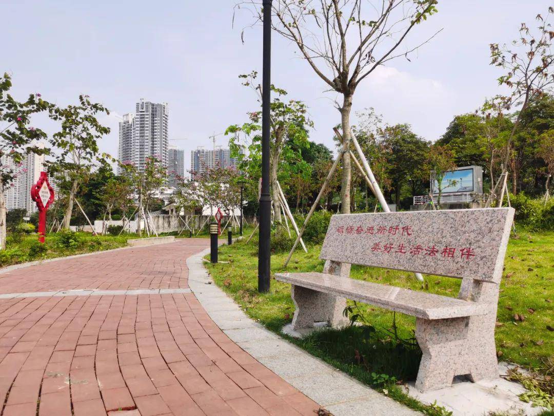 肇慶市東湖法治文化主題公園是由市司法局,市普法辦牽頭建設並於2018