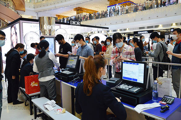 五五购物节黄浦行营业至凌晨新世界大丸百货销售破记录