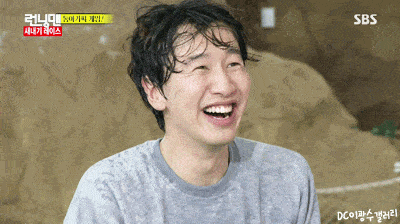 但后面的嘉宾还有李光洙.  李光洙在大家心中的形象一直都是憨憨. .