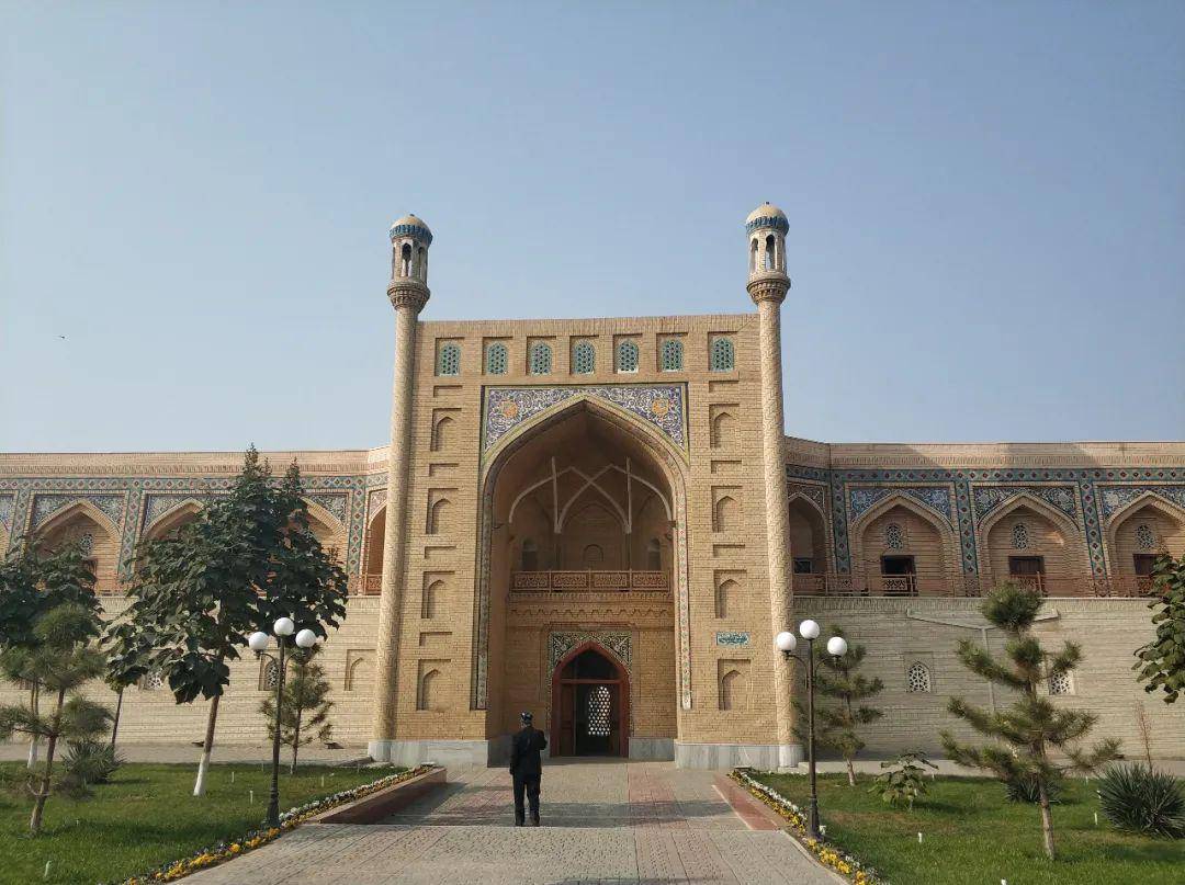 探访乌兹别克斯坦⑩|安集延:巴布尔凝视的悲伤