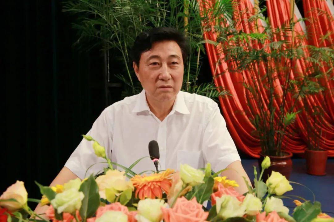 他参加全国两会,连续三年关注这一议题……_刘锦兰