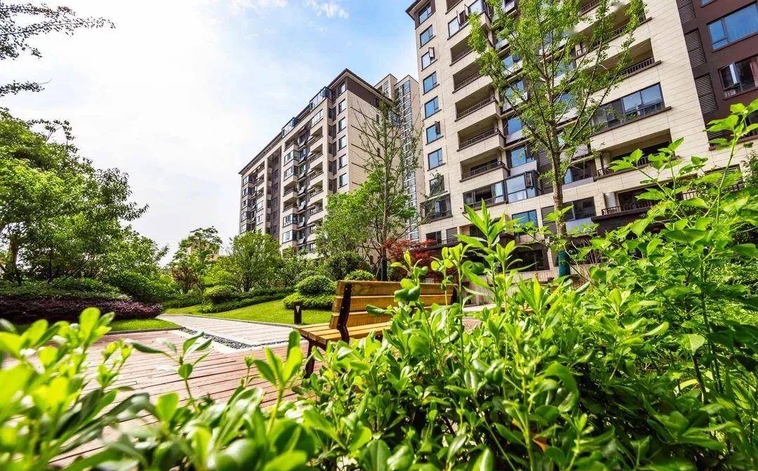 湖居洋房人生小满四期中央组团升级入市预约火热开启