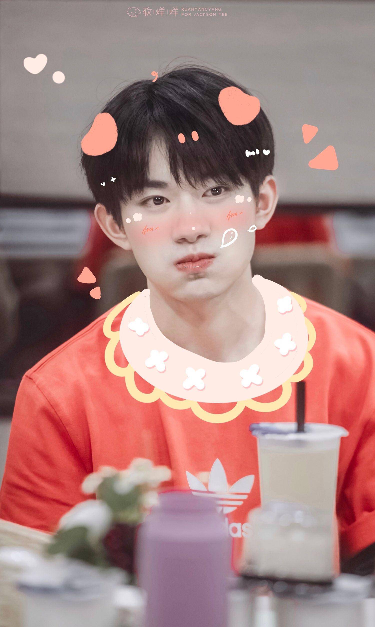 饭制易烊千玺动物园小千可爱似动物