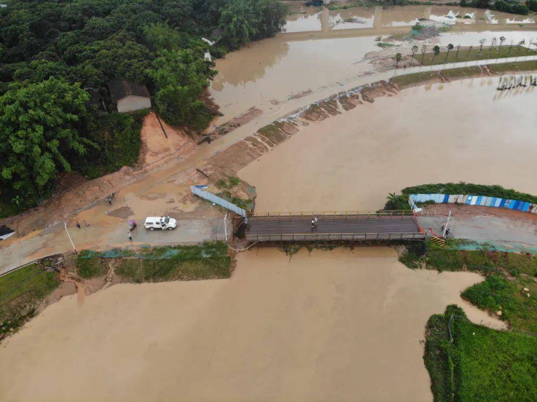 珠海今早橙色预警珠三角大暴雨多地水浸地铁停运