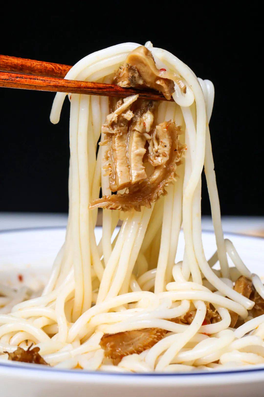 月销20w 的长沙原汤鲜粉请你嗦!