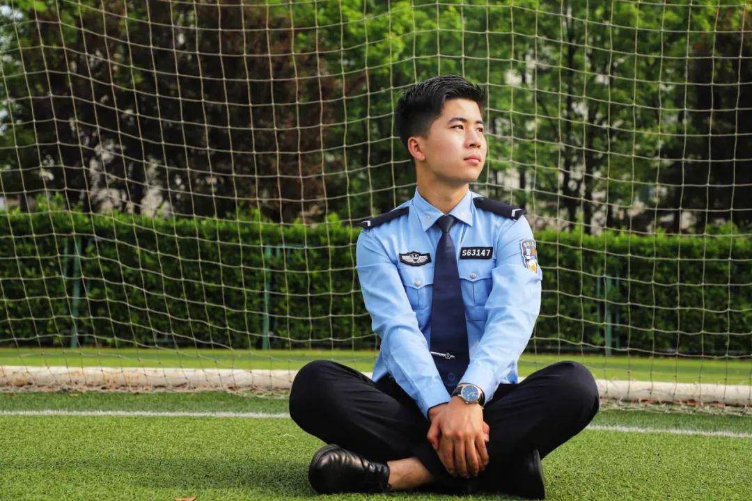 这所最年轻部属公安院校的毕业照帅爆了